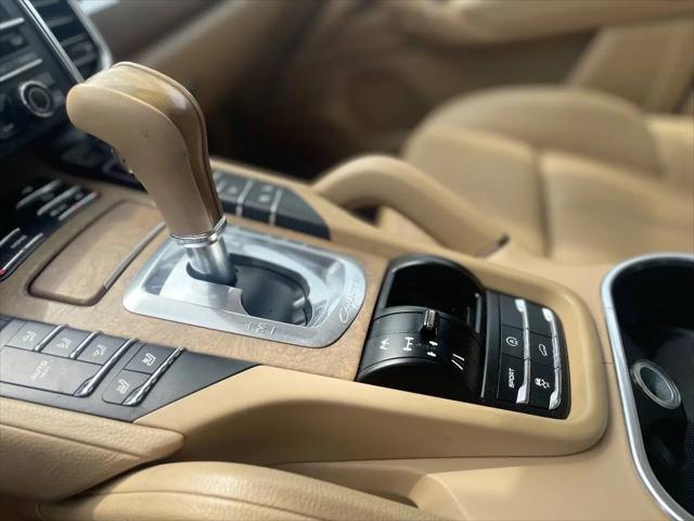 2012 Porsche Cayenne Cayenne