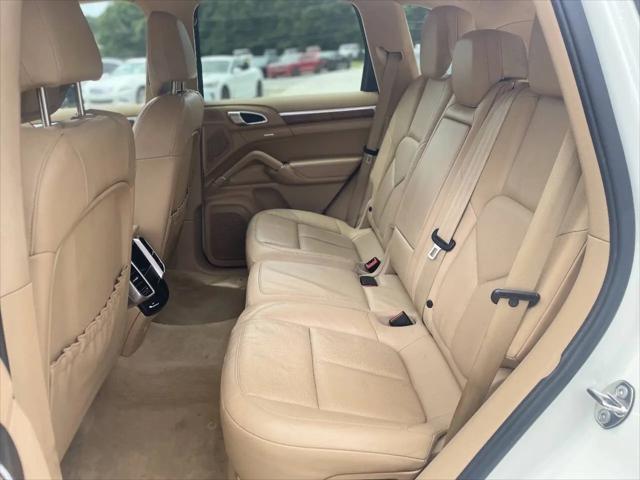2012 Porsche Cayenne Cayenne