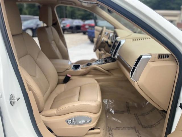 2012 Porsche Cayenne Cayenne