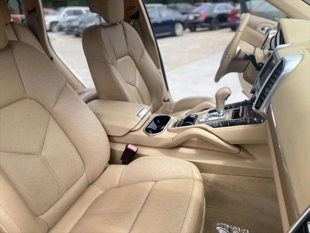 2012 Porsche Cayenne Cayenne