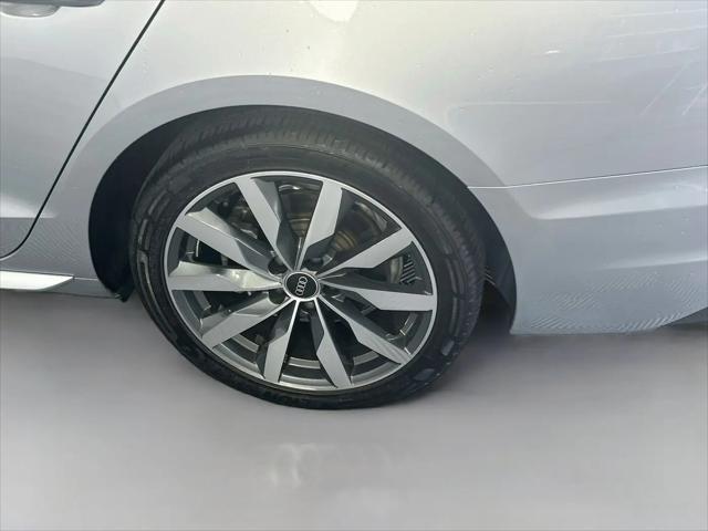 2021 Audi A4 Premium 40 TFSI quattro S tronic