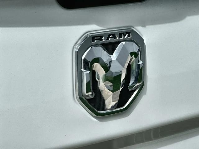 2024 Ram 3500 Big Horn Crew Cab 4x4 8 Box