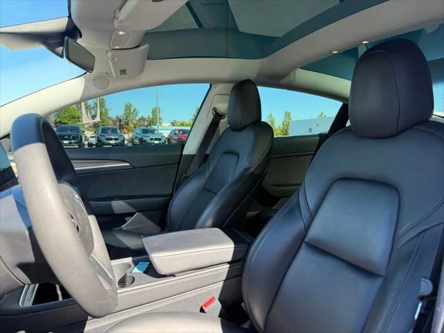 2021 Tesla Model 3 Standard Range Plus Rear-Wheel Drive