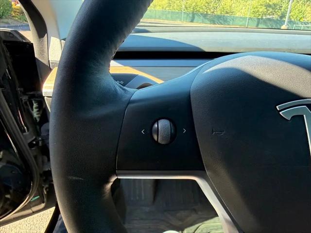 2021 Tesla Model 3 Standard Range Plus Rear-Wheel Drive