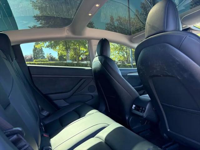 2021 Tesla Model 3 Standard Range Plus Rear-Wheel Drive