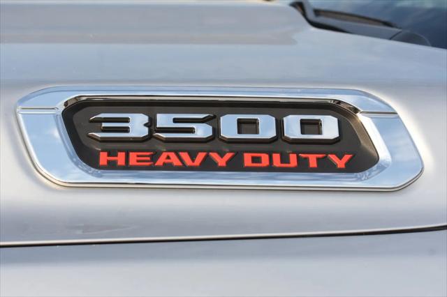 2026 Ram 3500 Tradesman Crew Cab 4x4 8 Box