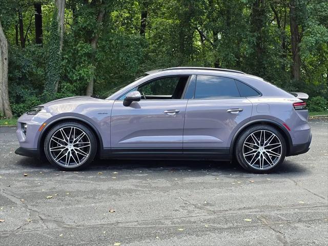 2025 Porsche Macan Electric 4