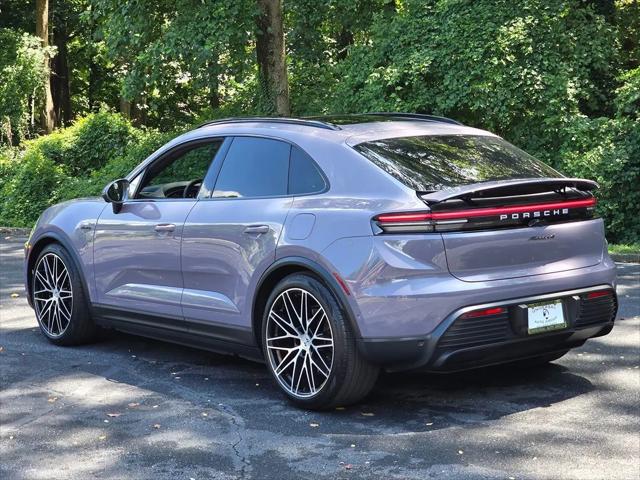 2025 Porsche Macan Electric 4
