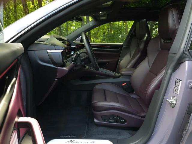 2025 Porsche Macan Electric 4