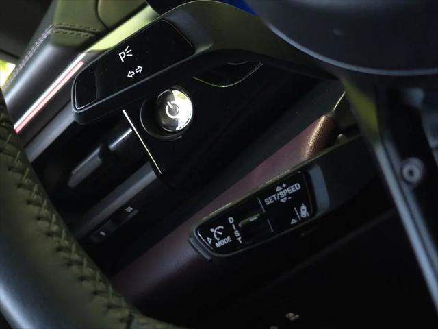 2025 Porsche Macan Electric 4