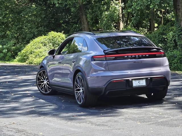 2025 Porsche Macan Electric 4