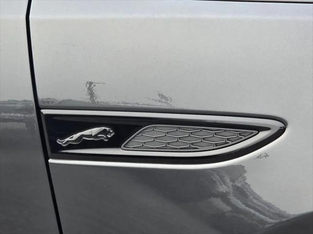 2024 Jaguar E-PACE R-Dynamic SE P250 AWD Automatic