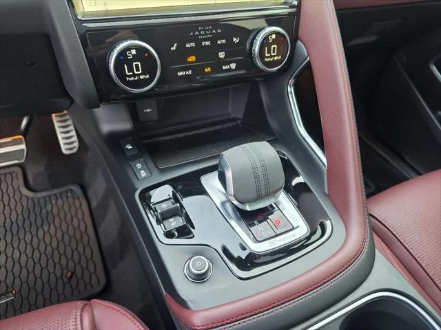 2024 Jaguar E-PACE R-Dynamic SE P250 AWD Automatic