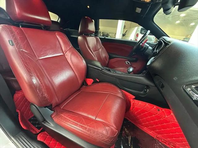 2016 Dodge Challenger R/T Plus