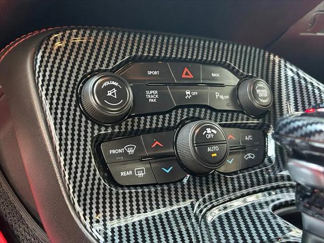 2016 Dodge Challenger R/T Plus