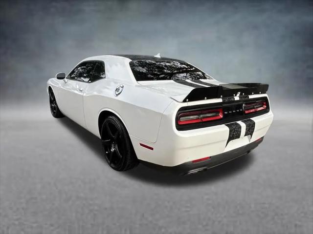 2016 Dodge Challenger R/T Plus