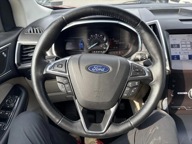 2020 Ford Edge Titanium