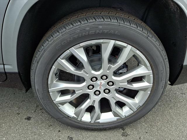 2026 GMC Acadia Denali AWD