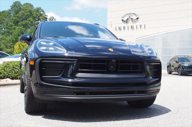 2023 Porsche Macan Unknown