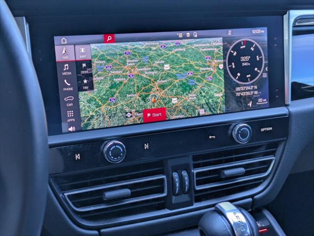 2023 Porsche Macan Unknown