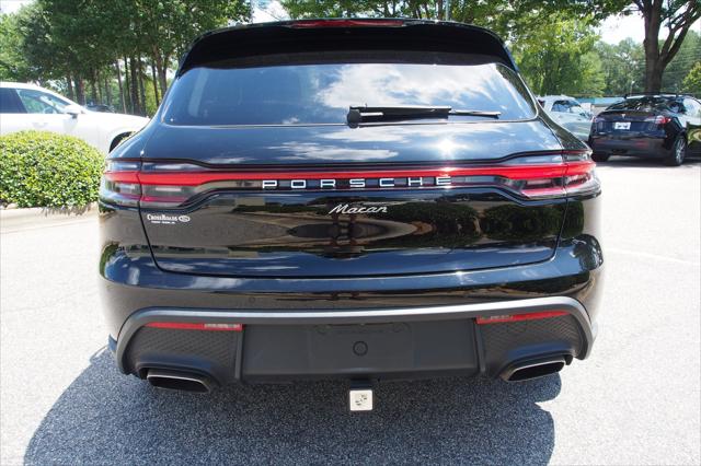 2023 Porsche Macan Unknown