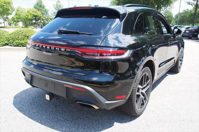 2023 Porsche Macan Unknown