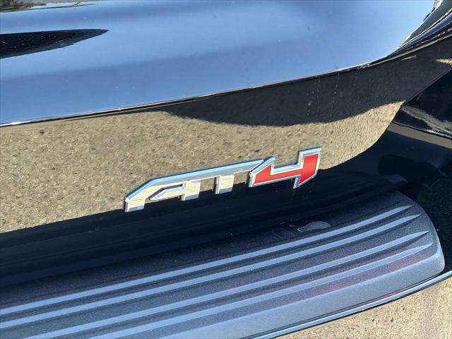 2026 GMC Yukon 4WD AT4