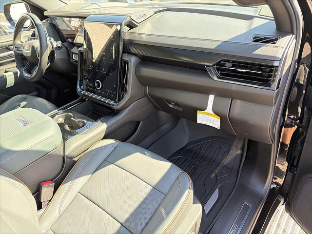 2026 GMC Yukon 4WD AT4
