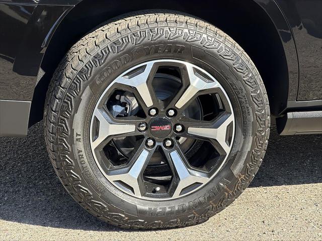 2026 GMC Yukon 4WD AT4