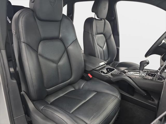 2012 Porsche Cayenne Cayenne