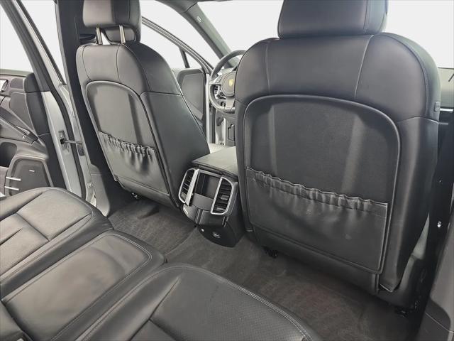 2012 Porsche Cayenne Cayenne