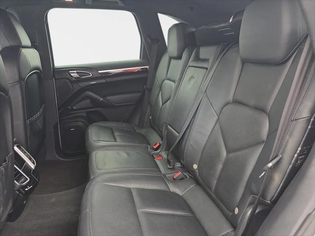 2012 Porsche Cayenne Cayenne