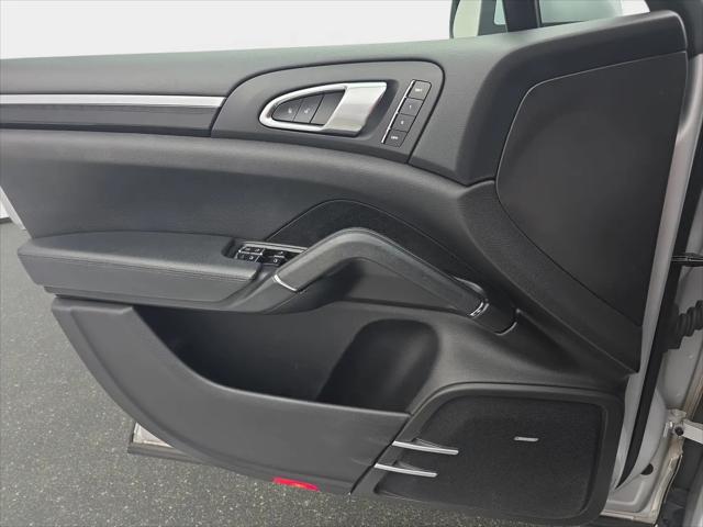 2012 Porsche Cayenne Cayenne