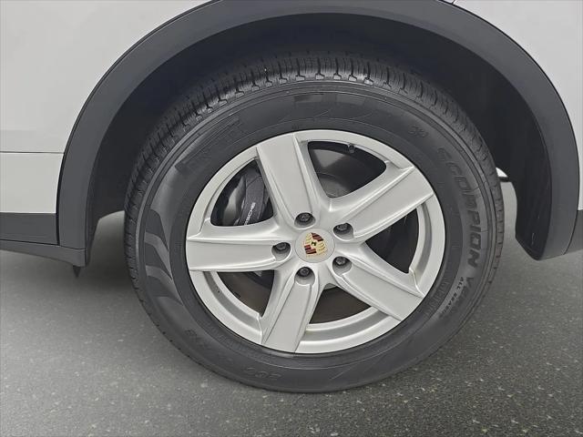 2012 Porsche Cayenne Cayenne
