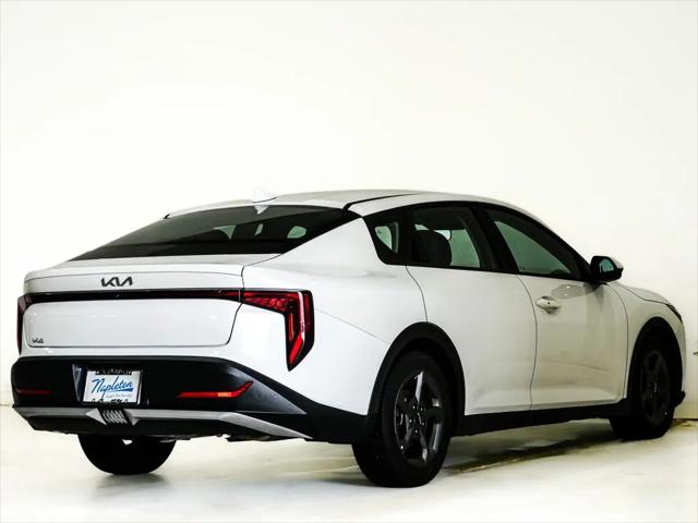 2025 Kia K4 LXS
