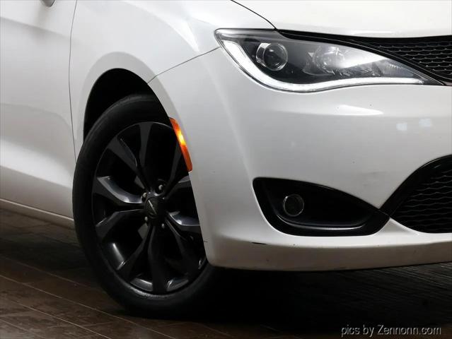 2020 Chrysler Pacifica Touring