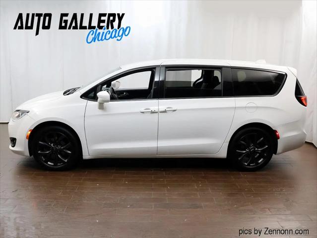 2020 Chrysler Pacifica Touring