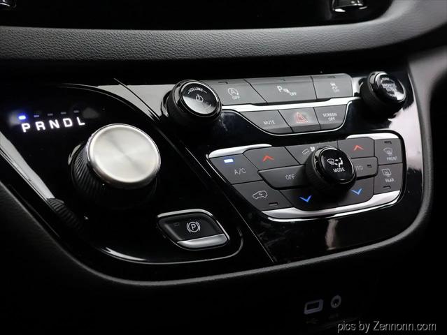 2020 Chrysler Pacifica Touring