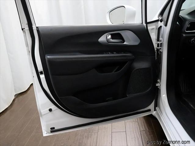 2020 Chrysler Pacifica Touring