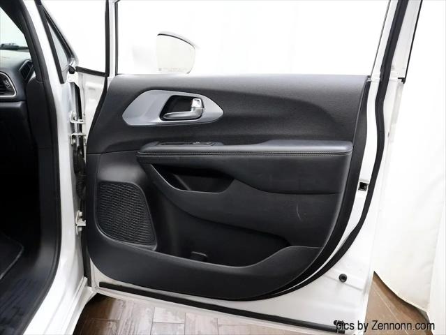 2020 Chrysler Pacifica Touring
