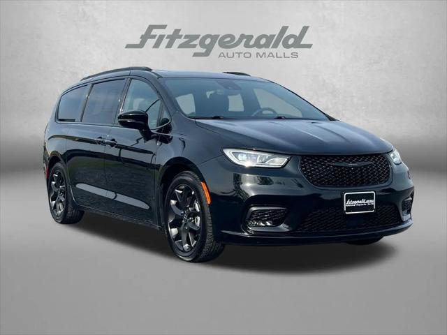 2025 Chrysler Pacifica Limited for sale in Frederick, MD