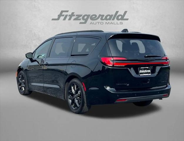 2025 Chrysler Pacifica Limited