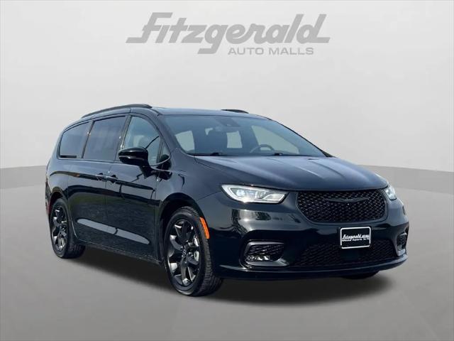 2025 Chrysler Pacifica Limited for sale in Frederick, MD