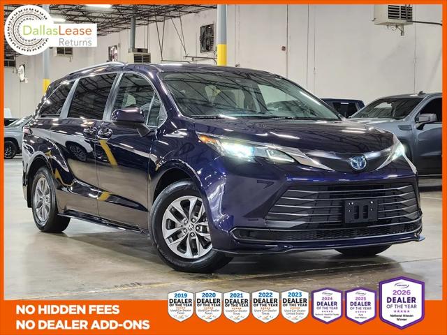2022 Toyota Sienna LE for sale in Dallas, TX