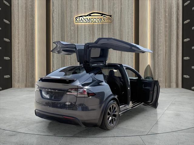 2024 Tesla Model X Plaid Tri Motor All-Wheel Drive