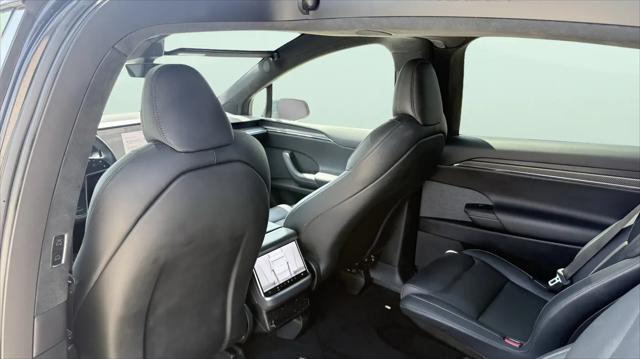 2024 Tesla Model X Plaid Tri Motor All-Wheel Drive