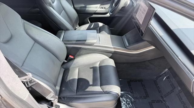 2024 Tesla Model X Plaid Tri Motor All-Wheel Drive