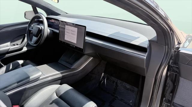 2024 Tesla Model X Plaid Tri Motor All-Wheel Drive