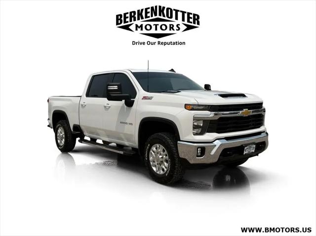 2024 Chevrolet Silverado 2500HD 4WD Crew Cab Standard Bed LT for sale in Castle Rock, CO