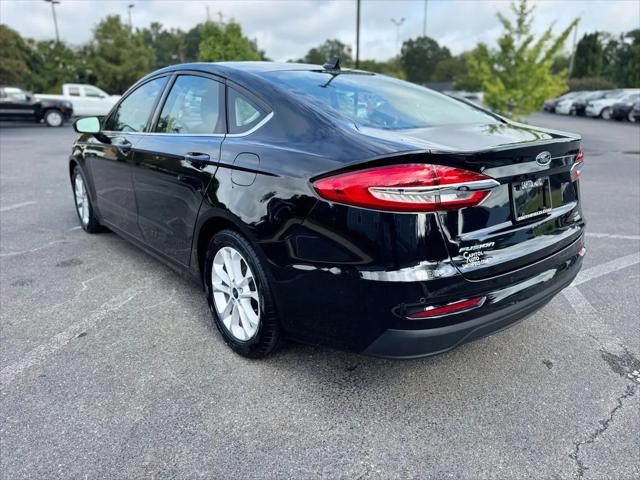 2020 Ford Fusion SE